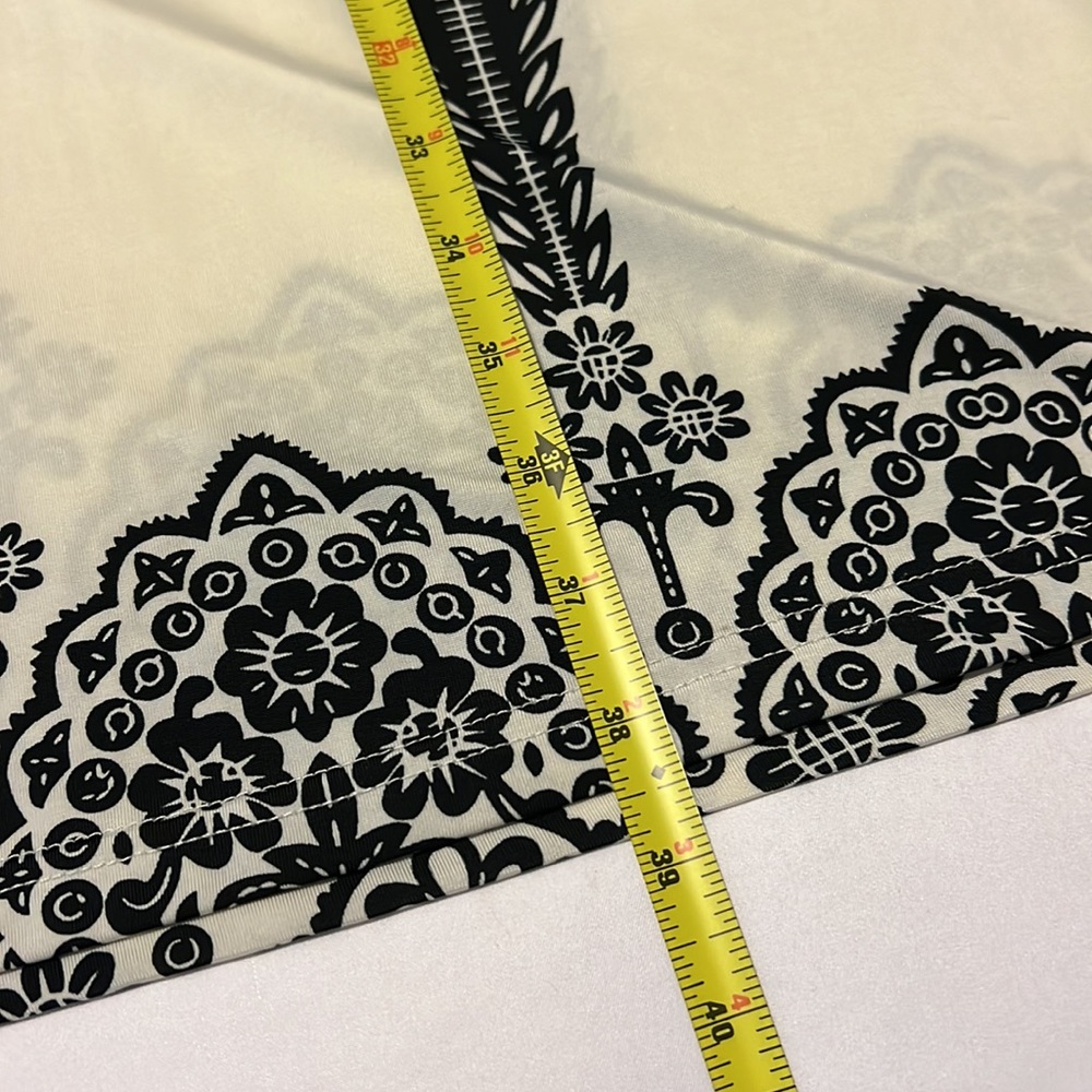 ABSTRACT A-LINE DRESS (10) - Picture 9 of 11